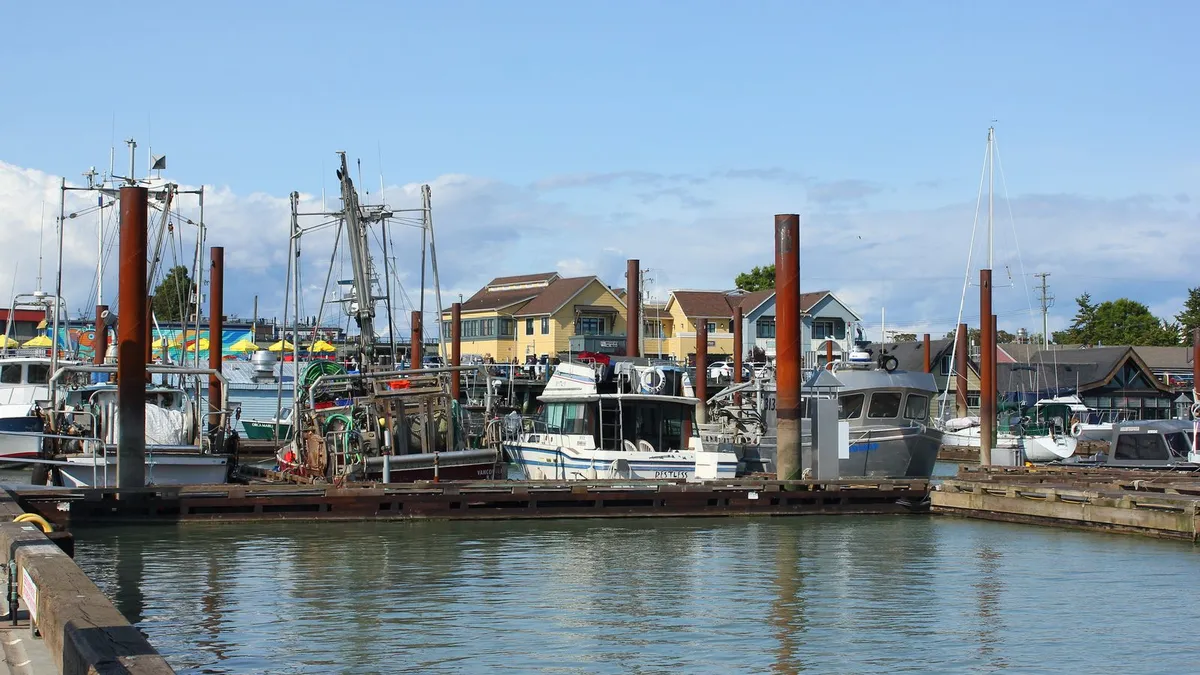 Loans in Steveston, Vancouver